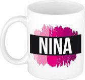 Nina  naam cadeau mok / beker met roze verfstrepen - Cadeau collega/ moederdag/ verjaardag of als persoonlijke mok werknemers