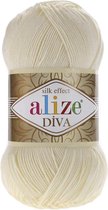 Alize Diva 01 Pakket 5 bollen