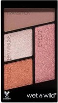 Wet 'n Wild Color Icon Eyeshadow Quad - 36240 Stop Ruffling My Feathers - 4 roze nude tinten - 4,5 g - Oogschaduw Palet