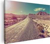 Artaza Canvas Schilderij Pad In Het Woestijn Landschap Met De Zon - 120x80 - Groot - Foto Op Canvas - Wanddecoratie Woonkamer