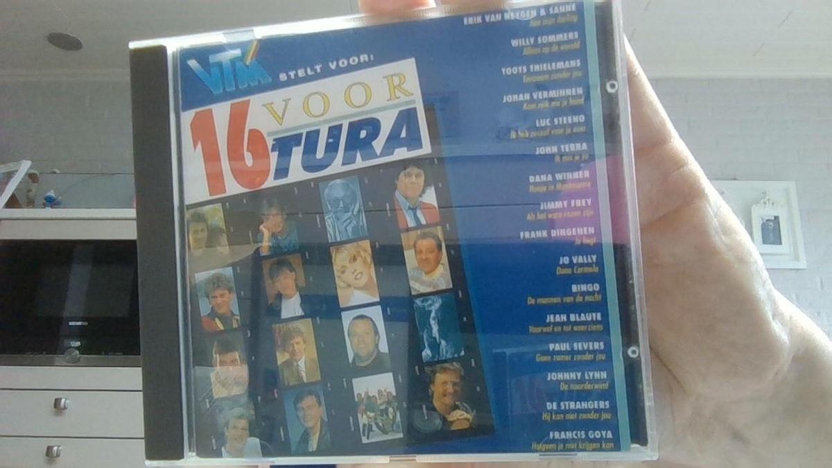 16 VOOR TURA