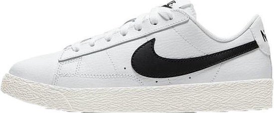 Nike Blazer low GS White/Noir taille 36,5 | bol.com