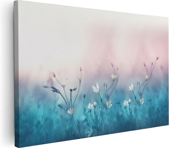 Artaza Canvas Schilderij Witte Bloemen Op Een Blauw Achtergrond - 90x60 - Foto Op Canvas - Canvas Print - Muurdecoratie