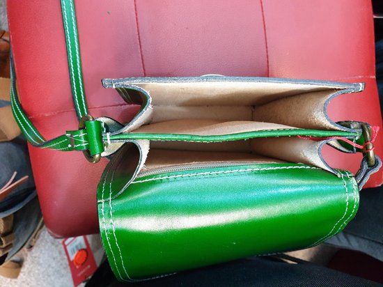 Petit sac bandoulière en cuir de la marque Vera Pelle Green | bol.com