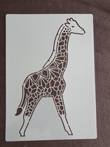 Giraffe, stencil, kaarten maken, scrapbooking, A4 formaat
