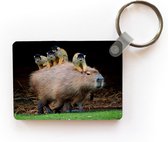 Sleutelhanger - Een Capibara met aapjes op zich - Uitdeelcadeautjes - Plastic