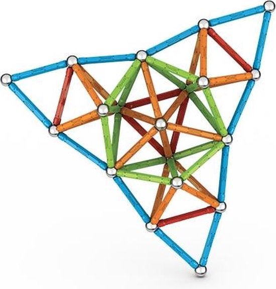 Een driehoekige Geomag constructie met gekleurde staven in blauw, groen en oranje.