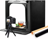 Travor Fotostudio - Draagbaar - Foto Box - met LED verlichting - Studiotent - 60x60 cm - Fototent - Opvouwbaar - Opnametent - 3 Achtergronden