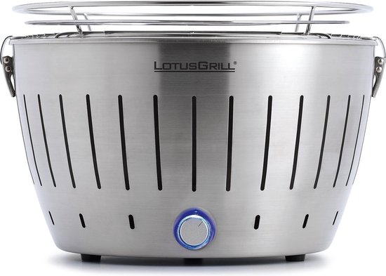 LotusGrill Classic tafelbarbecue in roestvrij staal met ventilatieopeningen en blauwe aan/uit-knop.