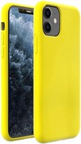 Silicone case geschikt voor Apple iPhone 11 - geel  met Privacy Glas