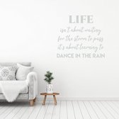 Muursticker Dance In The Rain -  Lichtgrijs -  80 x 71 cm  -  alle muurstickers  woonkamer  slaapkamer  engelse teksten - Muursticker4Sale