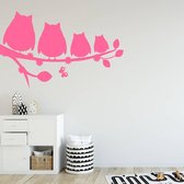 Muursticker Uilen Op Tak -  Roze -  140 x 89 cm  -  baby en kinderkamer  slaapkamer  alle muurstickers  dieren - Muursticker4Sale