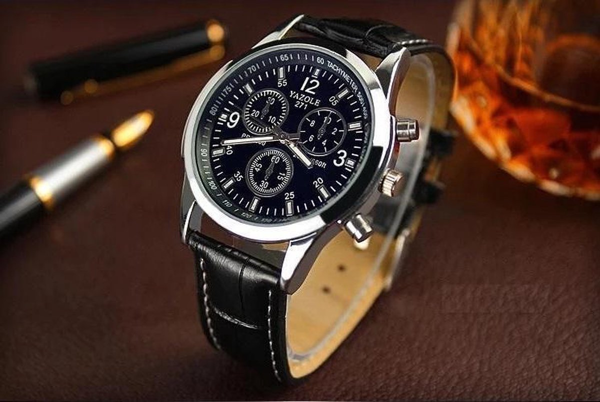 Yazole Luxe Heren horloge - DaVinciWatches - Zwart Lederen Band - Zilverkleurige Kast - zwart kleurige Wijzerplaat - Type J