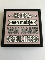 Fotolijst met tekst – Hoera een meisje van harte gefeliciteerd - 13 x 13 cm