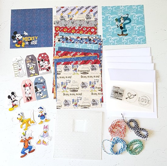 Scrapbooking en Disney Kaarten Maken Set -Mickey Mouse - Clear Stamps -  Embossing... | bol.com