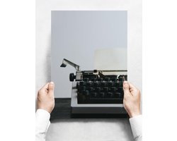 Wandbord: Retro Typewriter Vooraanzicht - Typemachine / Schrijfmachine - Vintage - 30 x 42 cm