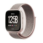 Nylon Smartwatch bandje - Geschikt voor  Fitbit Versa / Versa 2 nylon bandje - roze - Horlogeband / Polsband / Armband