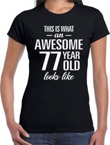 Awesome 77 year / 77 jaar cadeau t-shirt zwart dames M