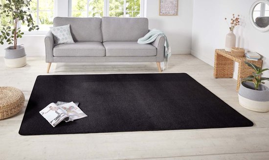 Tapis moderne uni Nasty - noir 80x150 cm