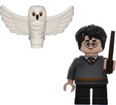 LEGO Harry Potter (Minifiguur) met Hedwig en Donker Bruin Toverstokje