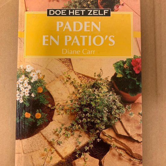 Paden en patio's - cover