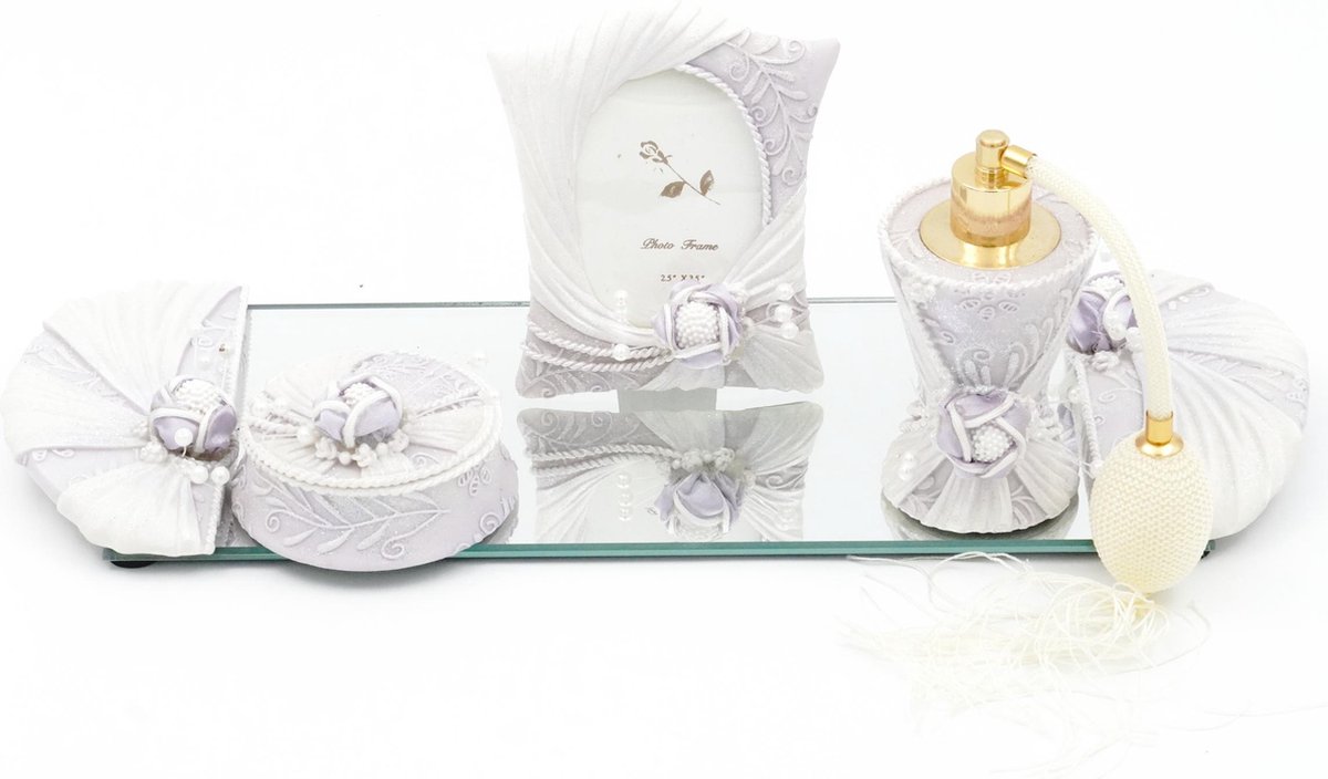 Dienblad Set Met Fotokader, Juwelen Doosje en een Parfumverstruiver - Wit Met Paars