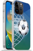 Geschikt voorApple Iphone 14 Pro - Softcase hoesje - Een illustratie van een voetbal in het net -Jongens - Meisjes - Kinderen - Siliconen Telefoonhoesje