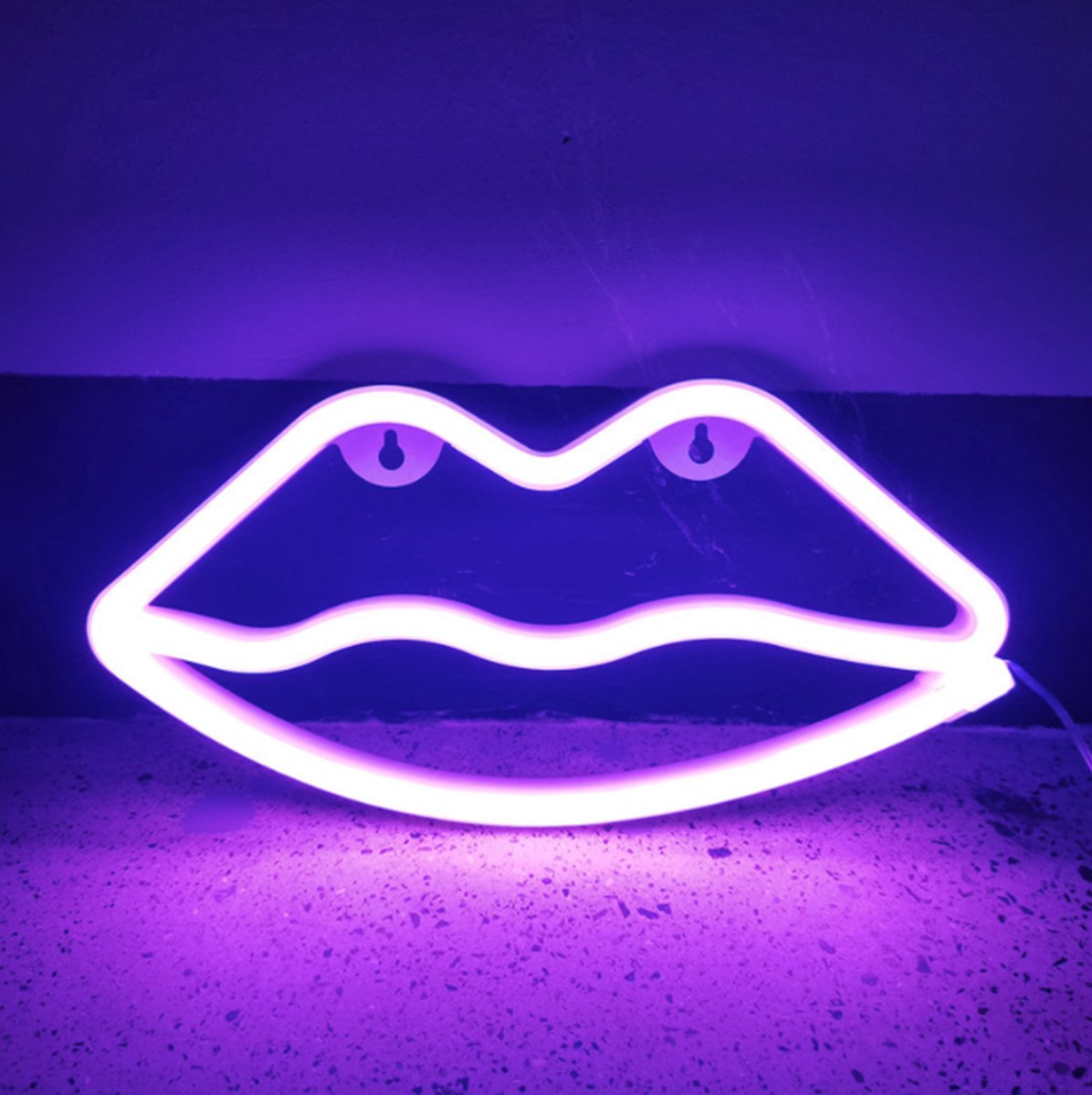 Neon led lamp - Lippen - Paars - 14 x 28 cm - Incl. 3 AA batterijen - Neon Verlichting - Wandlamp