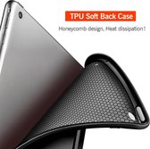 Hoes geschikt voor Samsung Galaxy Tab A8 2021 / 2022 - Trifold Smart Cover Book Case Leer Tablet Hoesje Zwart - Tempered Glass Screenprotector