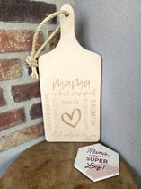 Creaties van Hier - serveerplankje - mama met onderzetter - 35 cm - hout - moederdag cadeautje