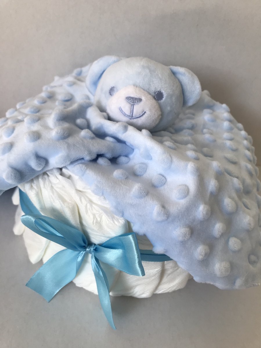 Goedkoopste Luiertaart small jongen met knuffeldoekje | kraamcadeau | babyshower | kraamfeest