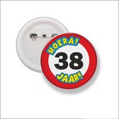 Button Met Speld 58 MM - Hoera 38 Jaar