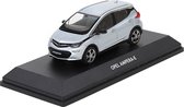 Opel Ampera-E 2018 (Zilver) (10 cm) 1/43 Dealer model [Modelauto - Schaalmodel - Miniatuurauto]