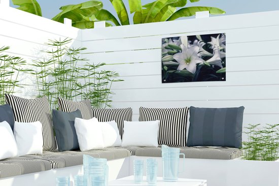 Tuinposter 40x30 cm - Tuindecoratie Close-up van lelie bloemen - Poster voor in de tuin - Buiten decoratie - Schutting tuinschilderij - Tuindoek muurdecoratie - Wanddecoratie balkondoek