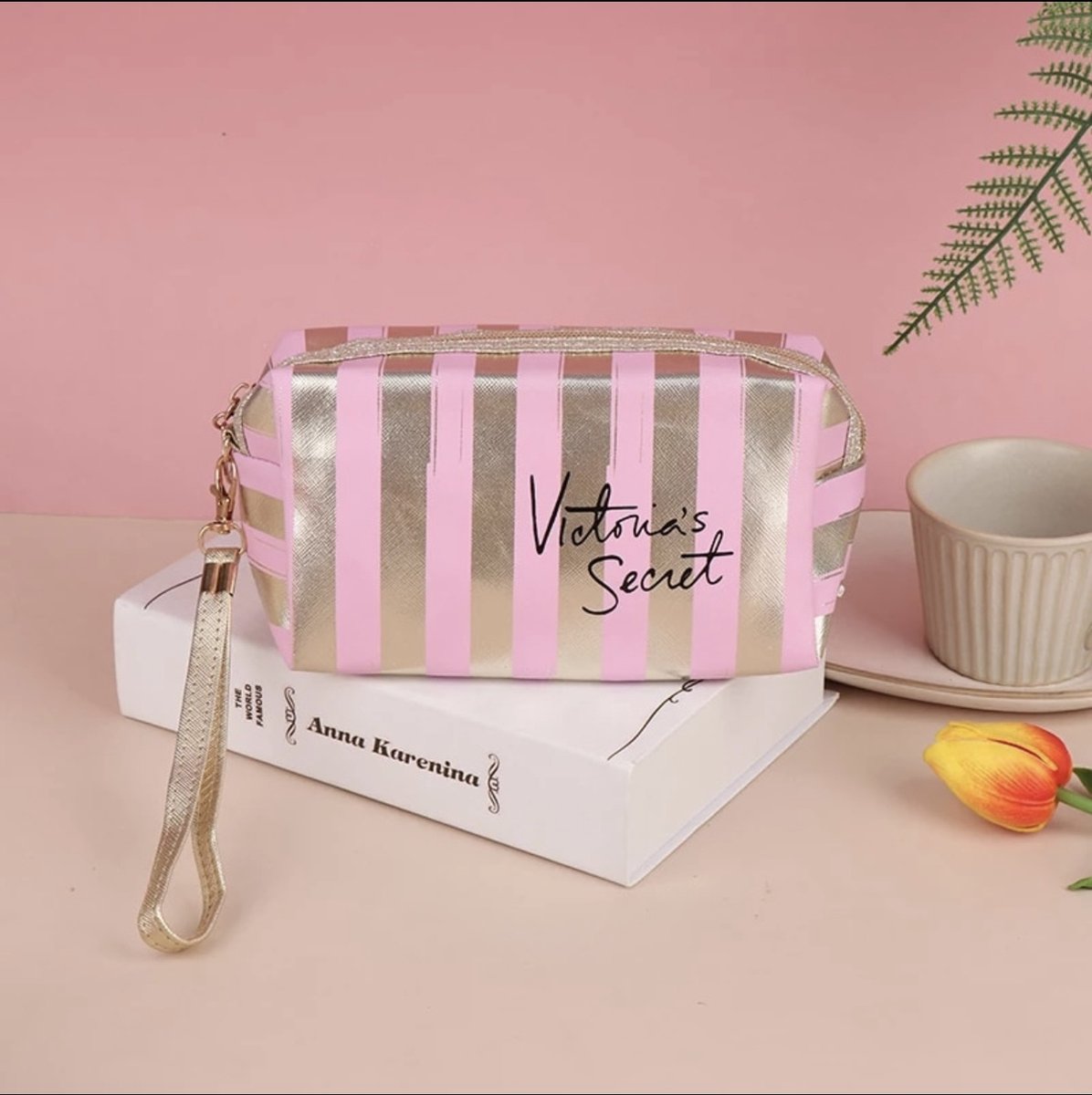 Victoria's Secret - Trousse de toilette - Trousse de maquillage - Trousse à  crayons -... | bol.com