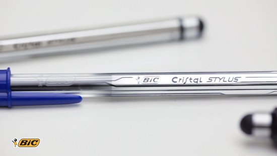 BIC Cristal Soft Stylos-Bille Pointe Moyenne (1,2 mm) - Bleu, Pochette de  10 : : Fournitures de bureau