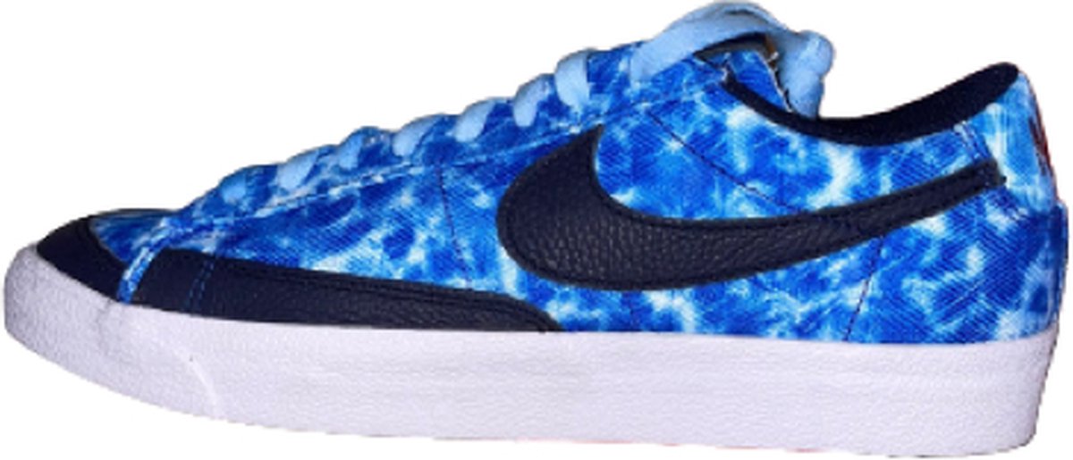 W Nike blazer low ’77 Sneakers Unisex Blauw