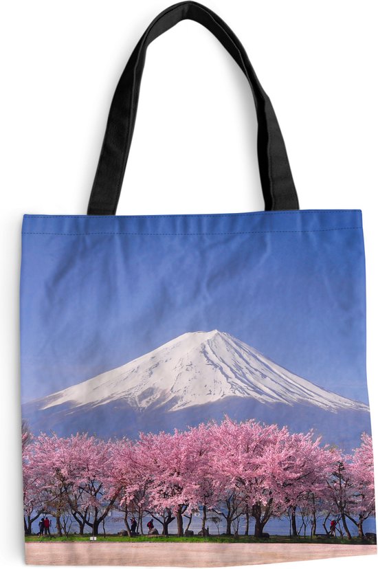 MuchoWow® Schoudertas - Strandtas - Big Shopper - Boodschappentas - De Fuji in Azië met kersenbloesems op de voorgrond - 45x45 cm - Katoenen tas