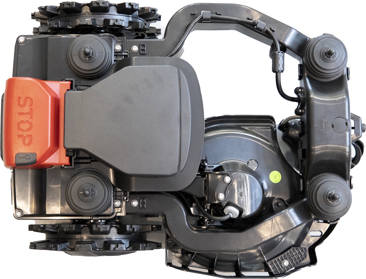 Afbeelding 2 van Robomow XR5 4000 Robotmaaier - Cub Cadet - 4000m2 - Randmaaifunctie - grasmaaier