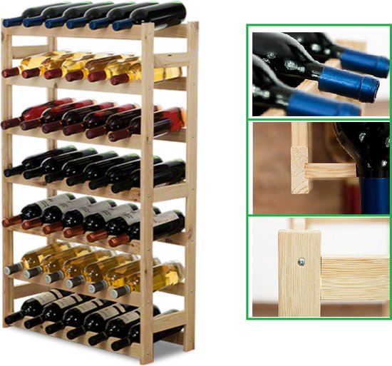 Een staand houten wijnrek vol met rode, witte en zwarte wijnflessen. Close-ups van flessen, de constructie en de naden.