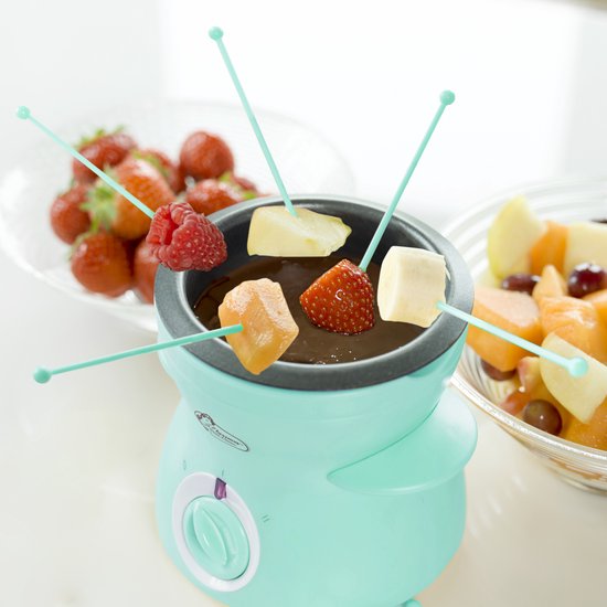 Bestron Chocolade-Fondueset voor 2 Personen, elektrische Chocofondue incl. 10x spiesen, 10x vorken en 1x spatel, 25 Watt, kleur: Mint - Bestron