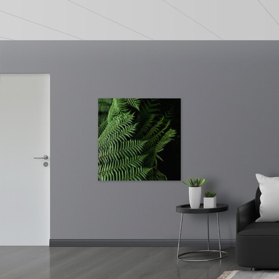 WallClassics - Hout - Close-up Groene Bladeren - 100x100 cm - 12 mm dik - Foto op Hout (Met Ophangsysteem)