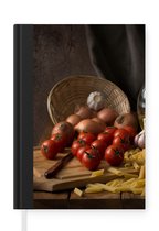 Notitieboek - Schrijfboek - Snijplank - Groente - Stilleven - Pasta - Uit - Tomaat - Snijplank - Notitieboekje klein - A5 formaat - Schrijfblok