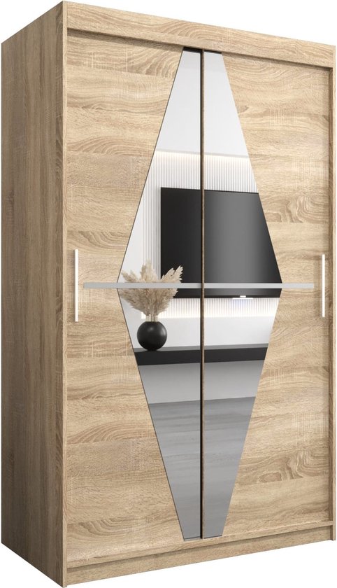 Houten kledingkast met twee schuifdeuren, waarvan één met een diamantvormige spiegel. Met handgrepen.