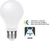 Integral LED - Lampe LED E27 - 4,8 watts - 470 lumen - 4000K - Capteur jour/nuit - non dimmable