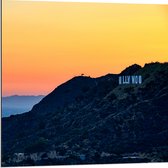 WallClassics - Dibond - Hollywood Sign met Zonsondergang - 80x80 cm Foto op Aluminium (Met Ophangsysteem)