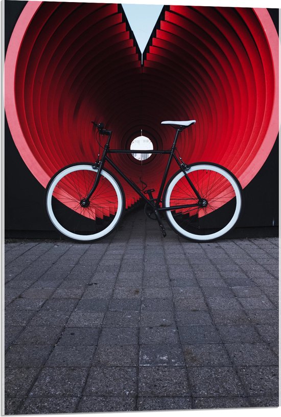 WallClassics - Acrylglas - Wielrenfiets voor Tunnel geparkeerd - 60x90 cm Foto op Acrylglas (Met Ophangsysteem)