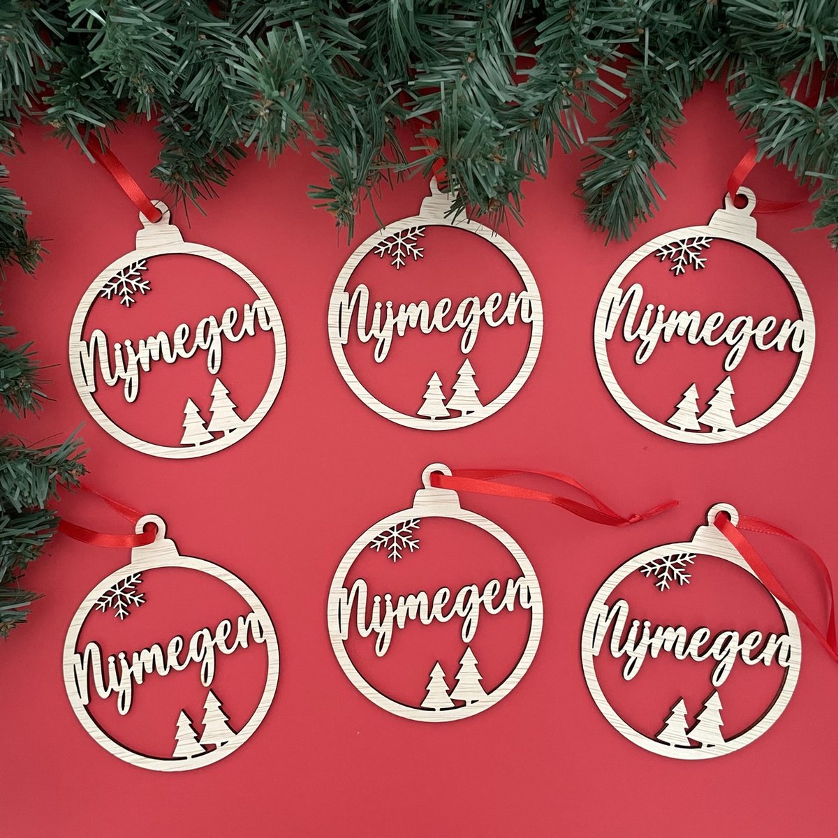 Houten Kersthangers Set Nijmegen 6 Stuks - Kerst - Kerstbal - Hout - Kerstboom - Houten Decoratie - Kerstmis - Kerstdecoratie - Kerst ornament – Versiering