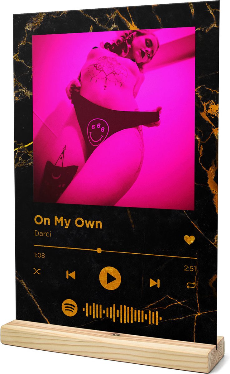 Darci On My Own Tekst