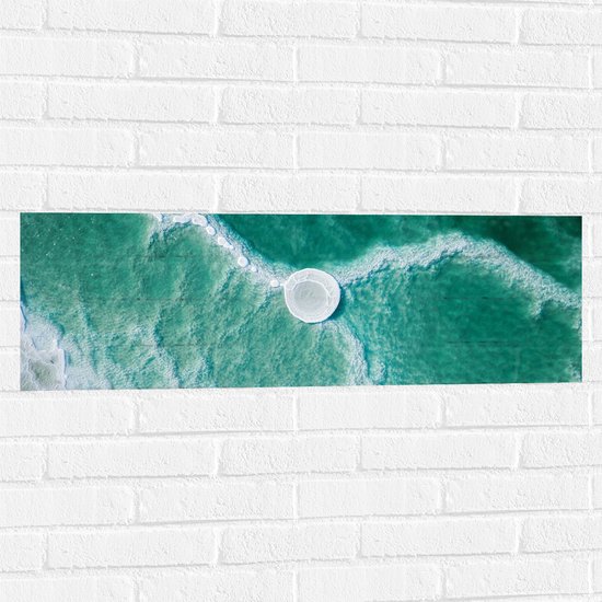 WallClassics - Muursticker - Witte Steen in de Zee - 90x30 cm Foto op Muursticker